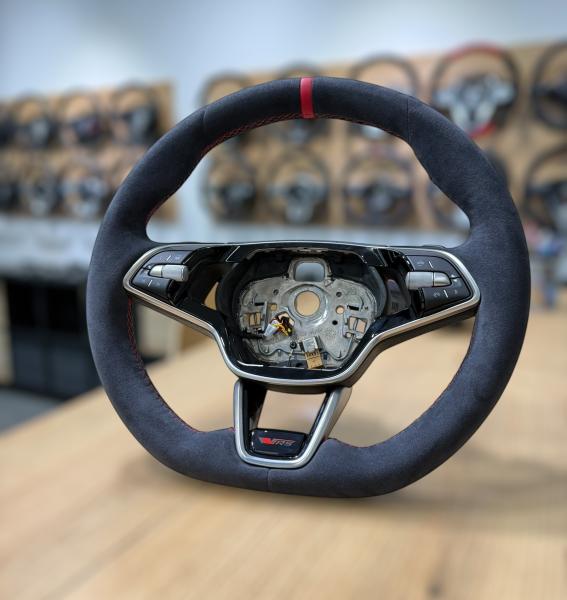 Skoda Octavia III MK3 5E0 VRS Lenkrad Neu Beziehen